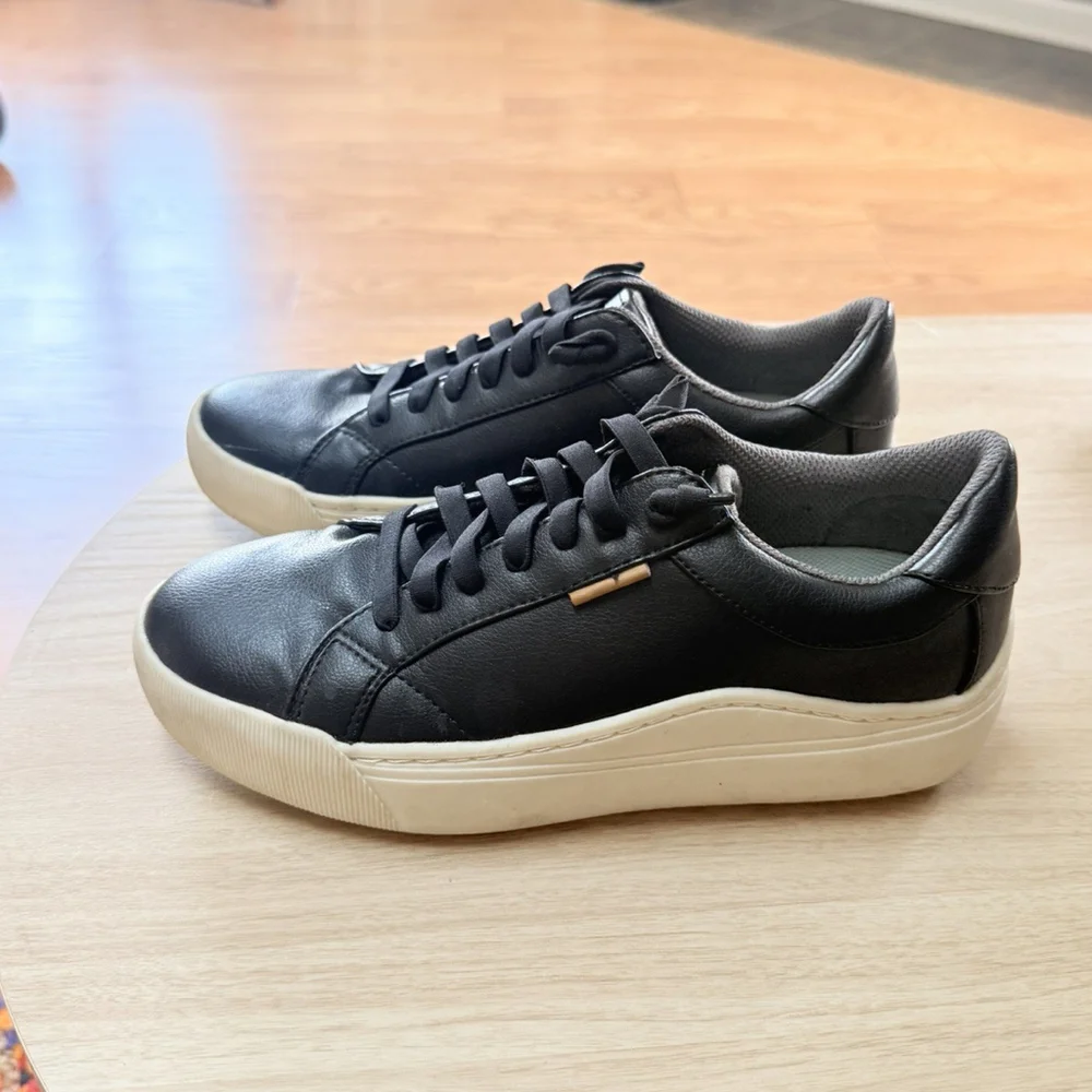 Dr. Scholl's Women's Time Off Platform Sneakers leather Black